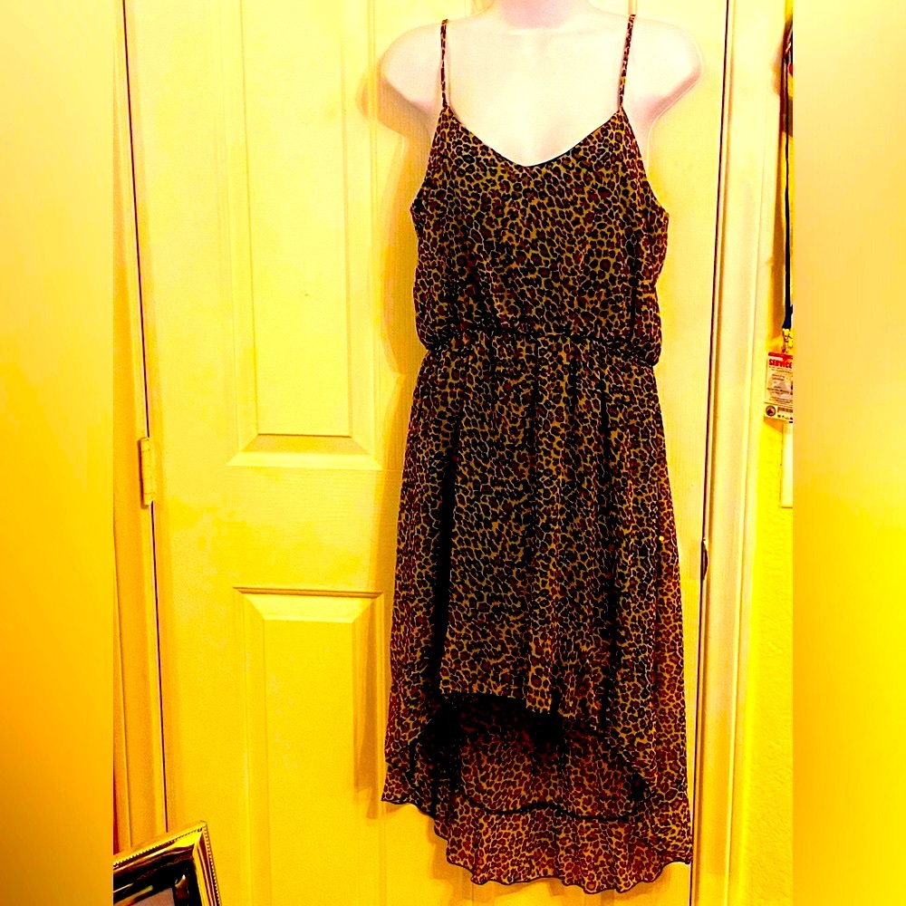 Leopard midi dress, bias-cut.